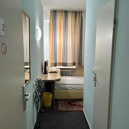 Hotel Jaegerhof 2*