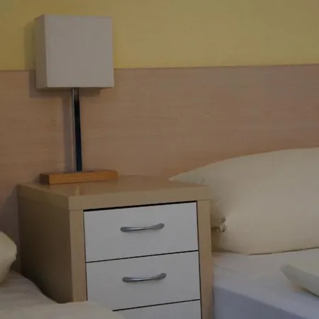 Jaegerhof 2* 비스바덴