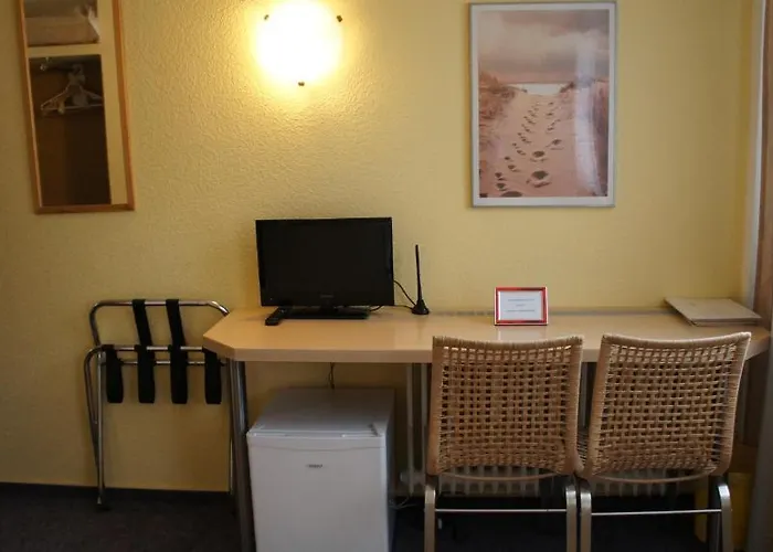 Отель Jaegerhof Висбаден