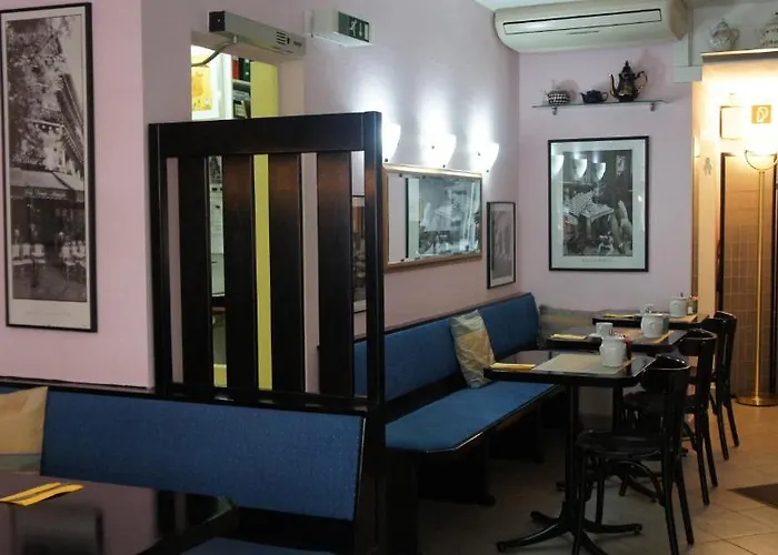 Отель Jaegerhof 2*